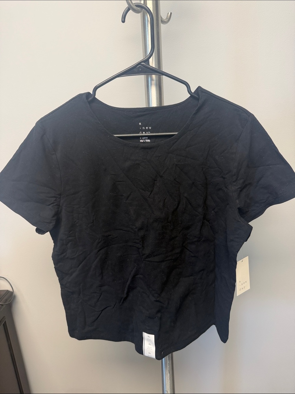 a new day Black Short Sleeve Crew Neck Tee